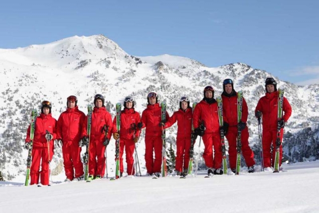 Los monitores de Copos Ski Center